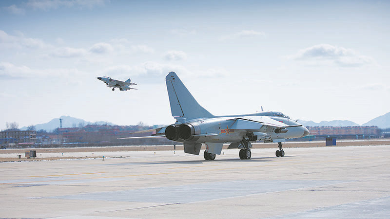 鷹擊長空！北部戰(zhàn)區(qū)海軍航空兵某旅飛行訓(xùn)練影像