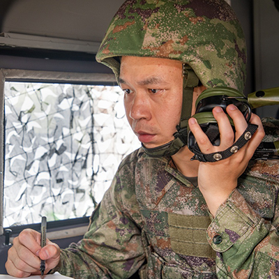 七赴高原，角逐無形戰(zhàn)場——記“最美新時代革命軍人”陳楊